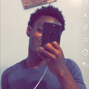 Meet your Posher, Moise